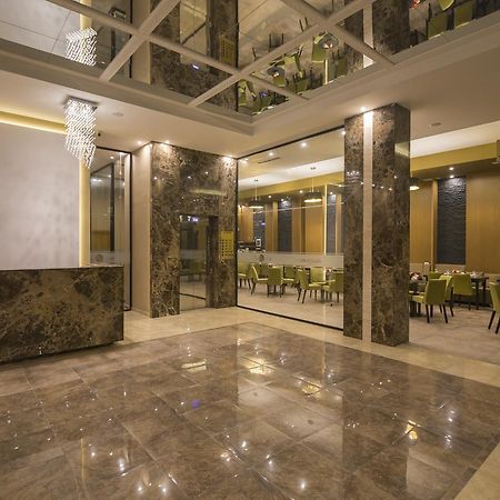 Sun Hotel Durrës Exterior foto